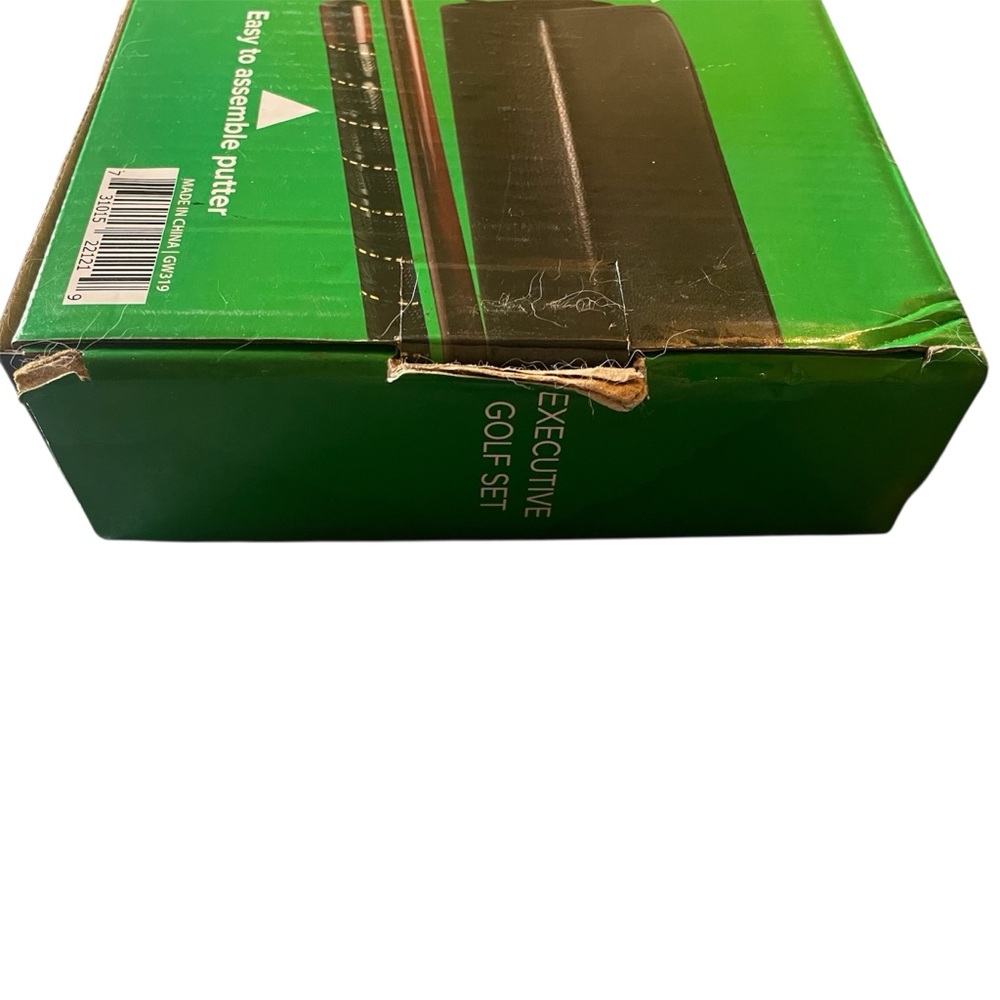 Executive Portable Golf Set - Picture 3 of 9